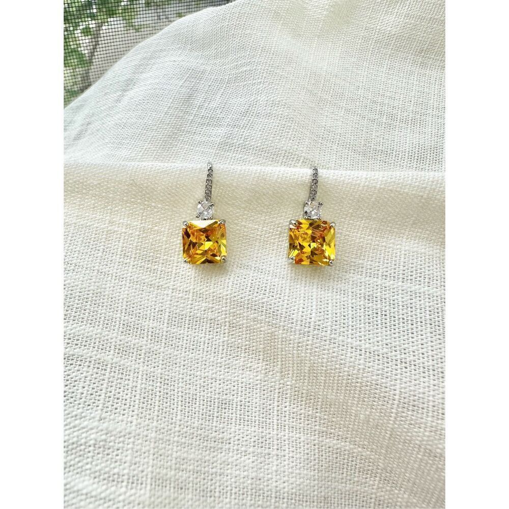 Brilliant canary cubic zirconia princess cut dangle earrings  - Picture 1 of 3